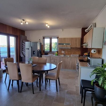 Seafront Rural Big House At Solta Croacia Island Vila Nečujam Exterior foto