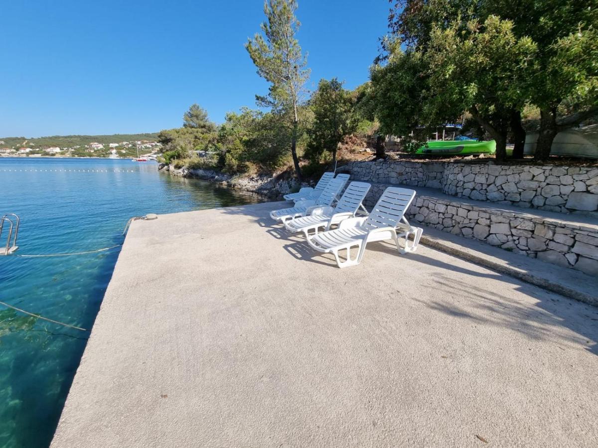 Seafront Rural Big House At Solta Croacia Island Vila Nečujam Exterior foto